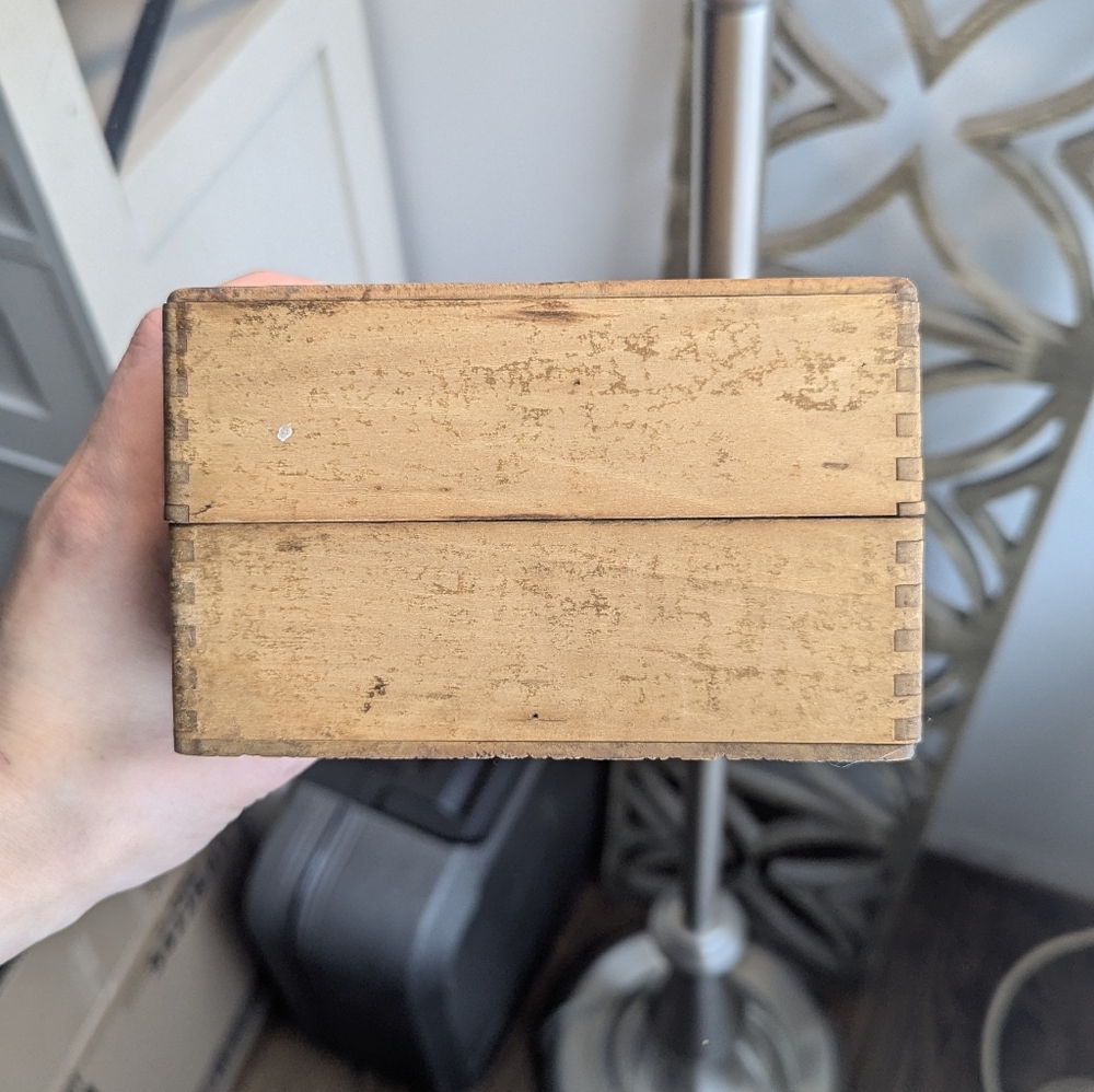 Antique 1903 Tyrrell's J.B.L. Cascade Hygienic Wooden Box Early Medical Box - Picture 5 of 9